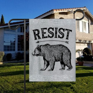 ALT US National Park Resist Service Flag Bear