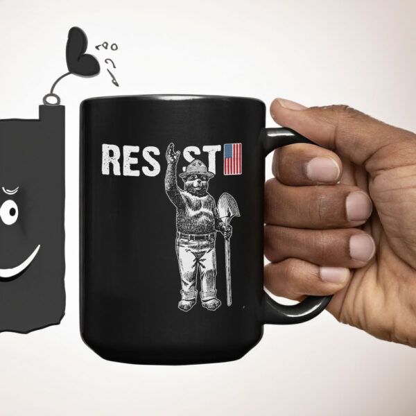 Official National Parks Resist Bear Mug