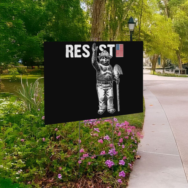 Official National Parks Resist Bear Yard Sign