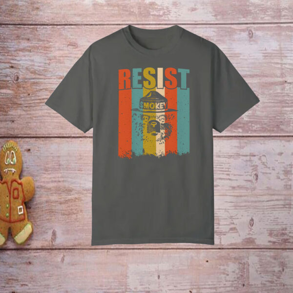Official Smokey the Bear Resist 2025 T-Shirt
