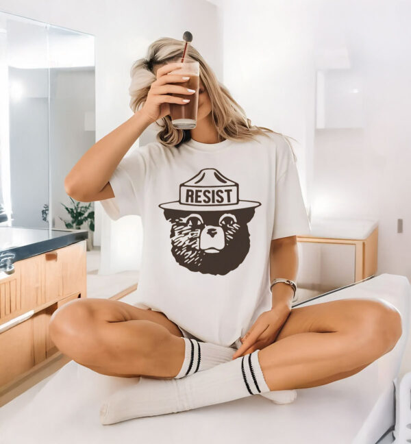 Protect Our National Parks Resist Bear T-Shirt
