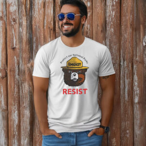 Protect our national parks bear resist T-Shirt