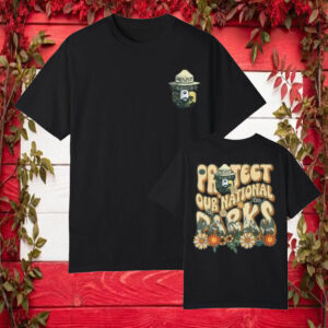 Resist Bear Protect Our National Parks 2025 T-Shirt