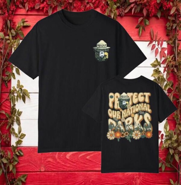 Resist Bear Protect Our National Parks 2025 T-Shirt