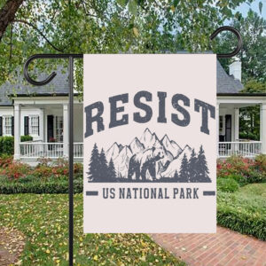 Resist Bear US National Park Flag