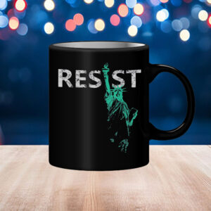 Resist, Statue of Liberty 2025 Mug