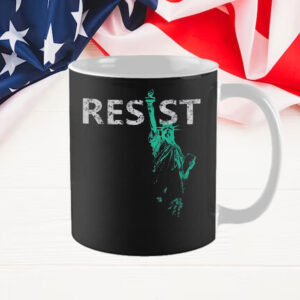 Resist, Statue of Liberty 2025 Mug