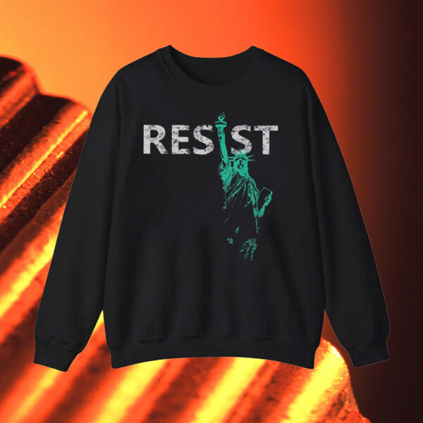 Resist, Statue of Liberty T-Shirt