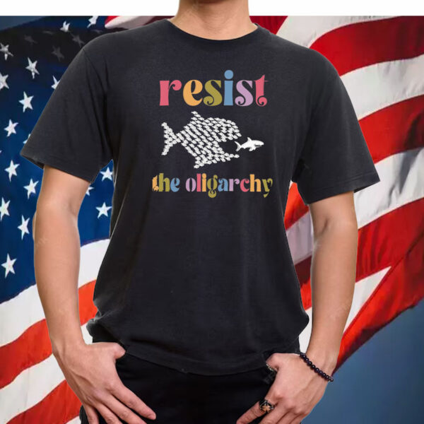 Resist the oligarchy anti trump, No kings in america T-Shirt