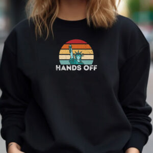 Resist Resistance Statue of Liberty Hands Off Protest T-Shirt